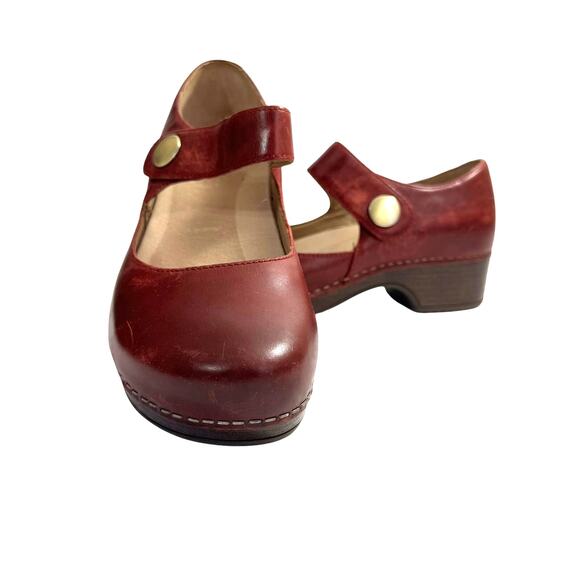 DANSKO Beatrice Clogs Size 37 Red Leather Waxy Burnished Comfort Mary Jane - Picture 1 of 7